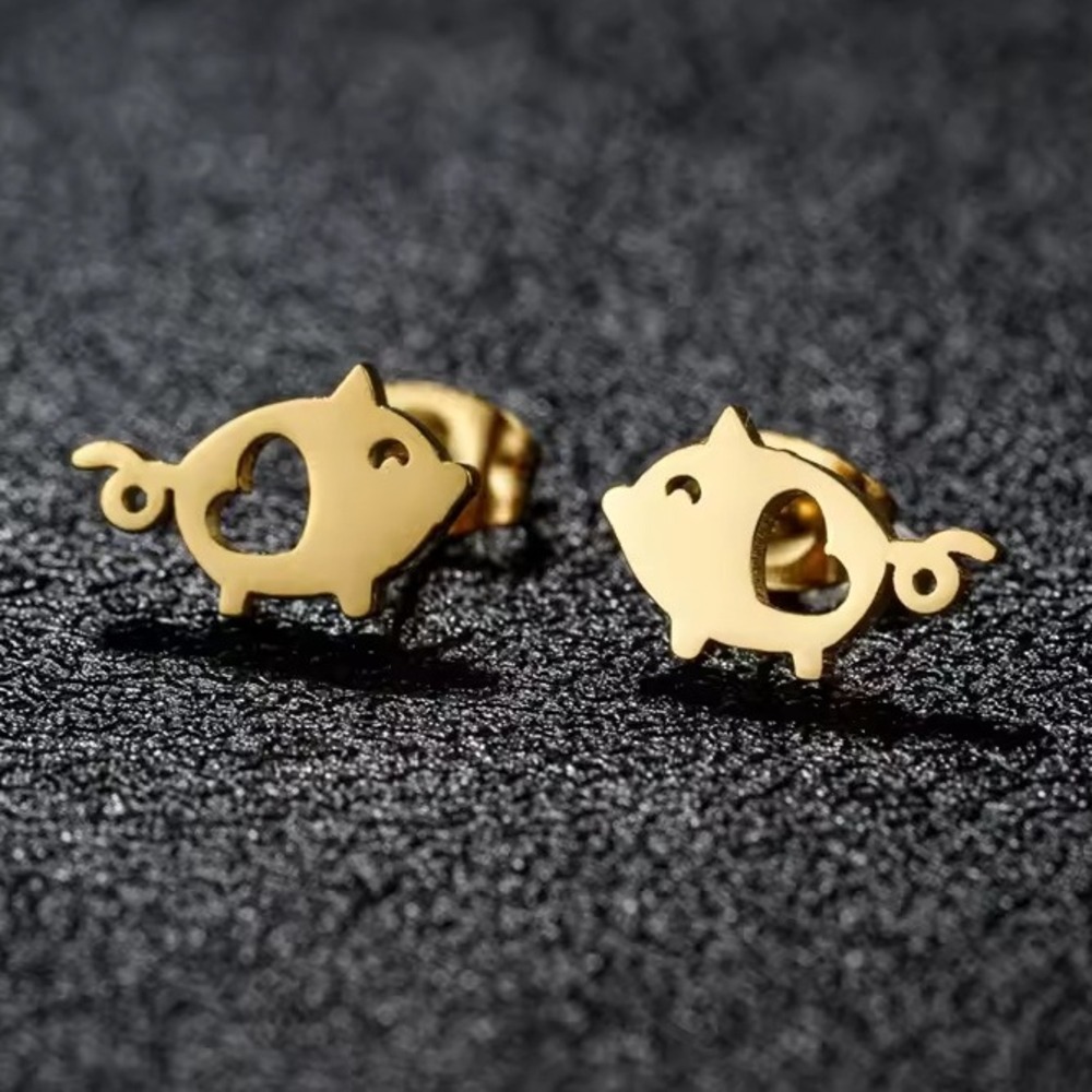 Cute Gold Pig Earrings‎ Heart Cutout Stainless Steel Animal Stud Earrings